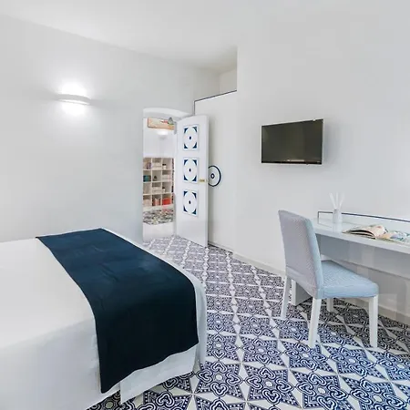Livia Guest house