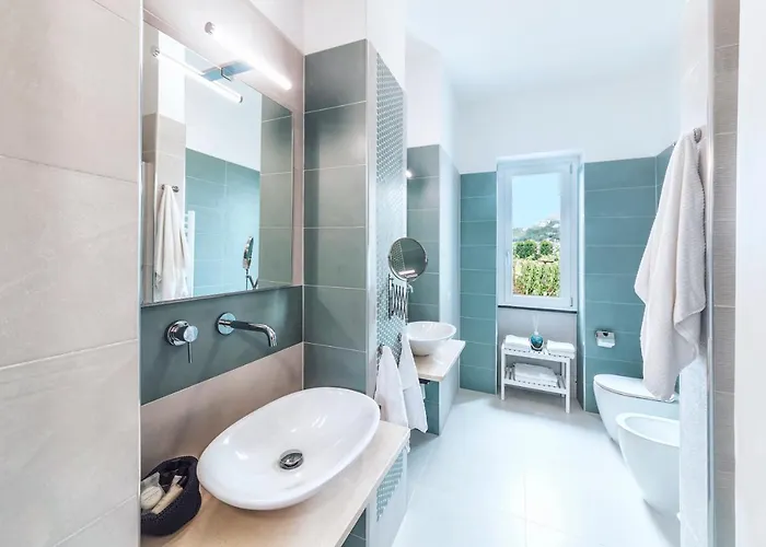 Livia Гостевой дом 4*