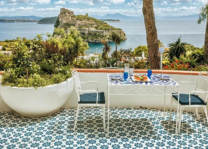 Livia Гостевой дом 4*